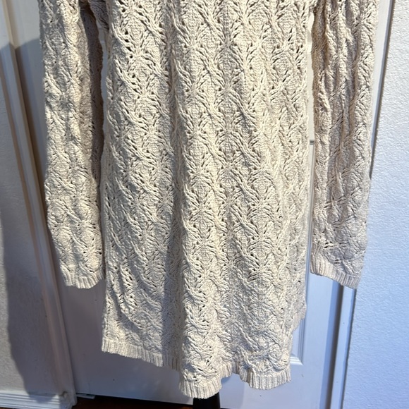 Leo & Nicole Cardigan - Picture 7 of 12